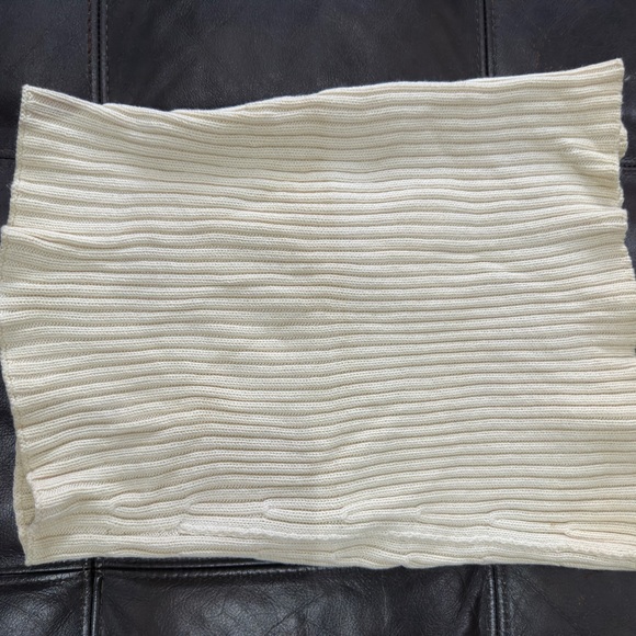 Bundle of 5 circle loop winter scarfs - Picture 7 of 7